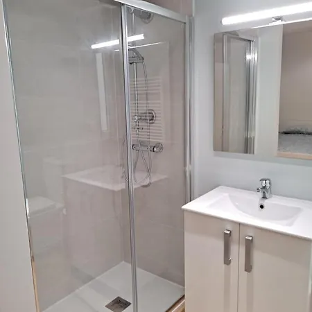 Vistas Muralla Centrico En Zona Peatonal Wi-fi Vut Lu 3270 *